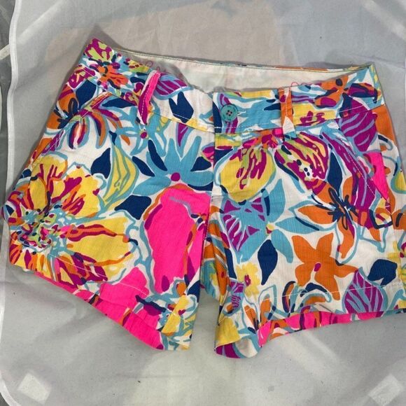 Lilly Pulitzer Callahan Shorts -- Size 00 - Picture 1 of 5